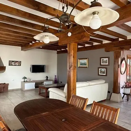 Casa Con Jacuzzi