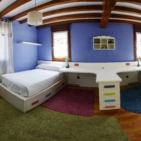 Casa Con Jacuzzi בית נופש *