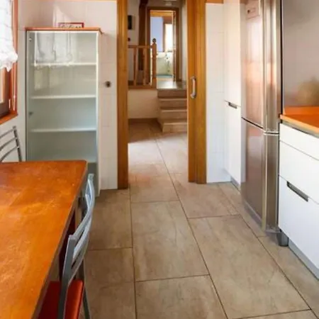 Casa Con Jacuzzi בית נופש Mompía